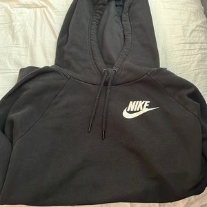 NIKE SWEATSHIRT!!
